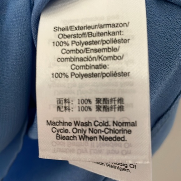 NWOT DKNY Short Sleeve Blouse Shirt Top Size S - Picture 5 of 7